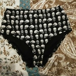 HOT TOPIC high wasted bikini bottoms Xs
